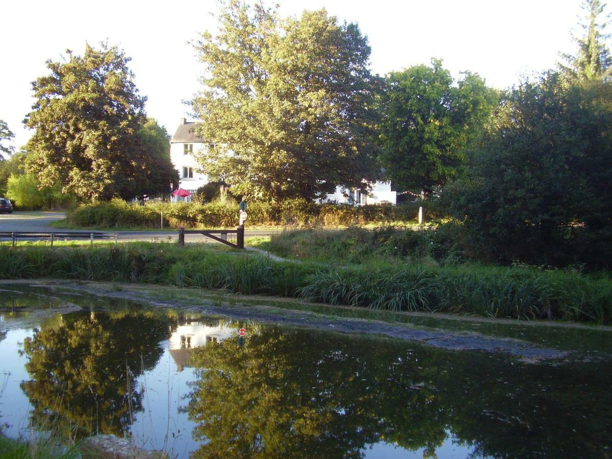 La Maison Du Canal Rostrenen Buitenkant foto